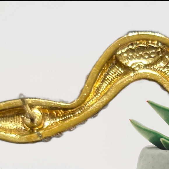 Vintage NEW OLD STOCK Giovanni Enamel Snake Earrings! - Picture 3 of 3